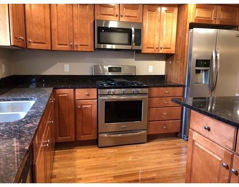 233 Burnham Rd, Lowell, MA 01852 photo 3