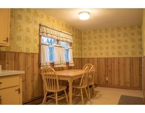 266 Stapleton Rd, Springfield, MA 01109 photo 9