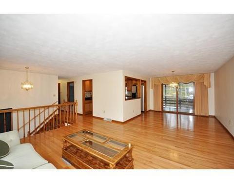 37 Wood Ln, Maynard, MA 01754 photo 9