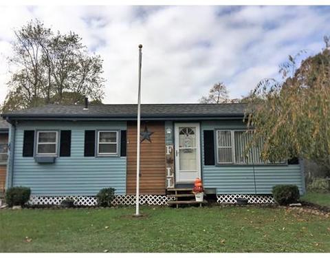 16 Holcomb St, Fairhaven, MA 02719 photo 1