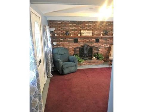 16 Holcomb St, Fairhaven, MA 02719 photo 5