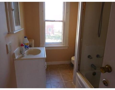 67 Northampton Ave, Springfield, MA 01109 photo 16