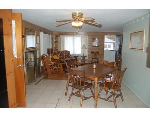 6 Pleasant St, Wareham, MA 02571 photo 8