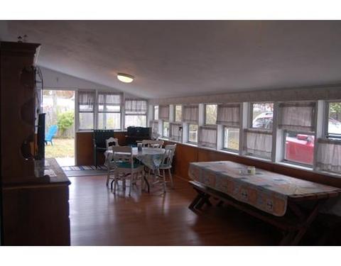 6 Pleasant St, Wareham, MA 02571 photo 4