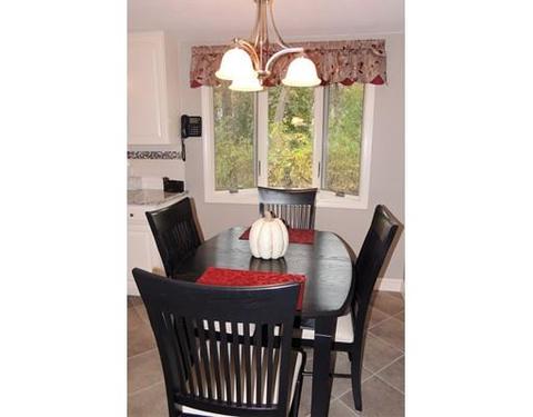 40 Timothy Cir, Springfield, MA 01119 photo 6