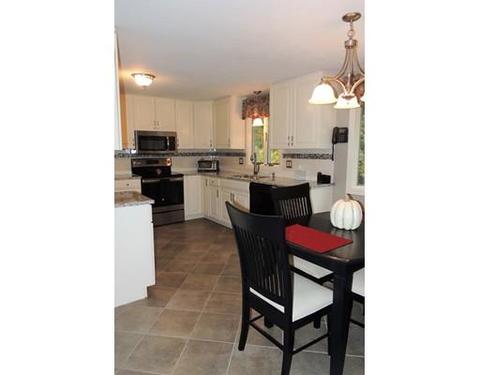 40 Timothy Cir, Springfield, MA 01119 photo 5