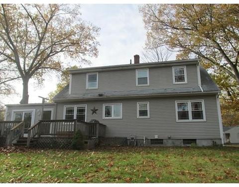 80 Greaney St, Springfield, MA 01104 photo 2