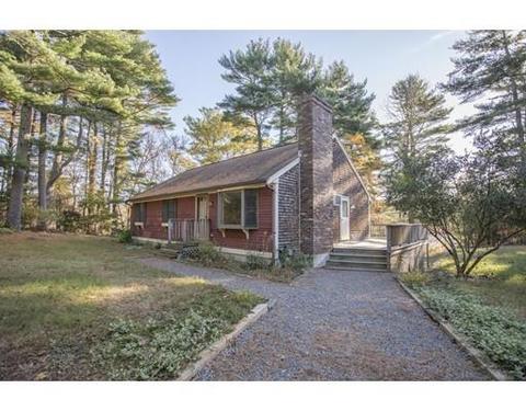 18 Carver Rd, West Wareham, MA 02576 photo 2