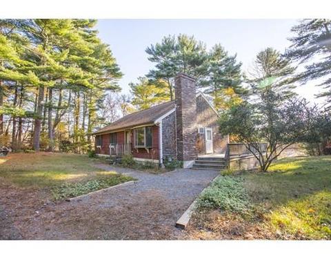 18 Carver Rd, West Wareham, MA 02576 photo 3