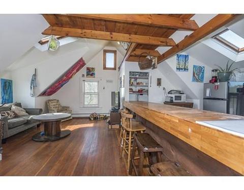 6 Poplar Ct, Gloucester, MA 01930 photo 1