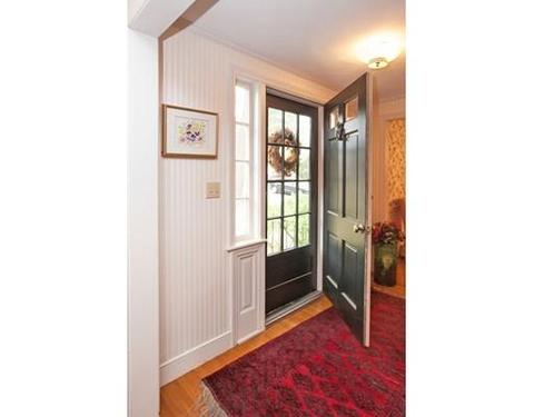 15 Gardner St, Hingham, MA 02043 photo 6