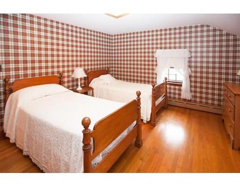 15 Gardner St, Hingham, MA 02043 photo 15