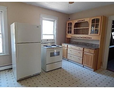 8 Wright St, Gardner, MA 01440 photo 6