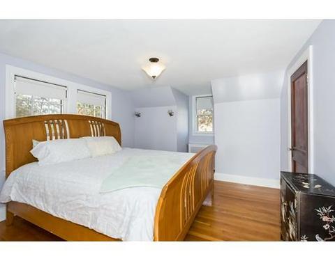 5 Ivy St, Worcester, MA 01604 photo 18