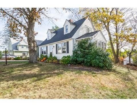 5 Ivy St, Worcester, MA 01604 photo 3