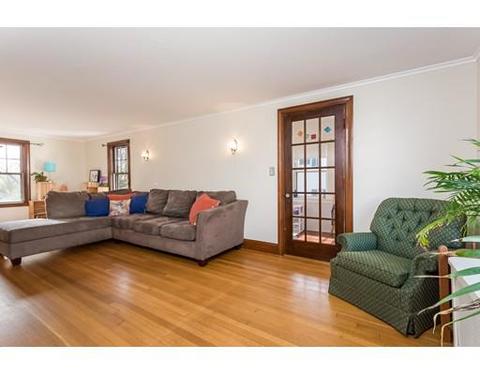 5 Ivy St, Worcester, MA 01604 photo 4
