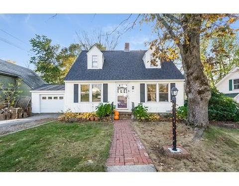 5 Ivy St, Worcester, MA 01604 photo 1