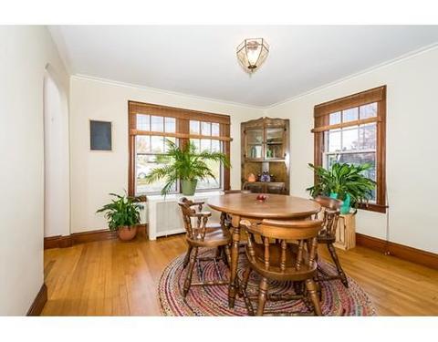 5 Ivy St, Worcester, MA 01604 photo 8