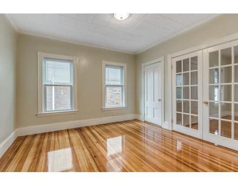 106 Walnut St, Everett, MA 02149 photo 3
