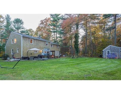 100 Forest St, Raynham, MA 02767 photo 2