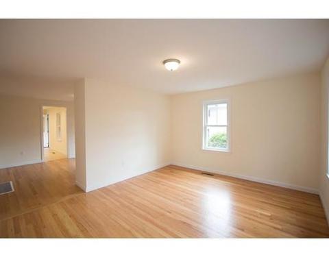 13 Glendale St, Maynard, MA 01754 photo 2