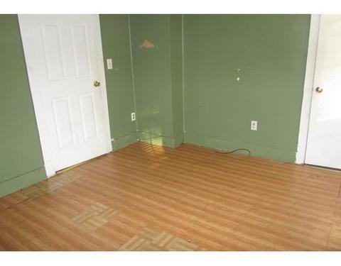769 Union St, Springfield, MA 01109 photo 4