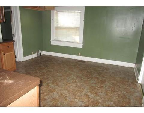 769 Union St, Springfield, MA 01109 photo 7