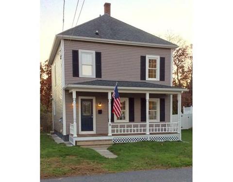 5 Willow St, Clinton, MA 01510 photo 1