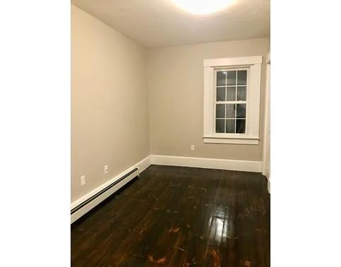 5 Willow St, Clinton, MA 01510 photo 9