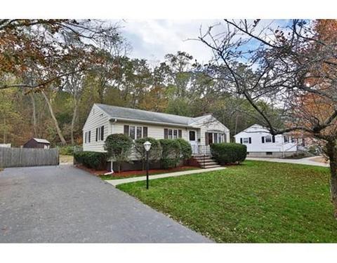 623 Summer Ave, Reading, MA 01867 photo 2
