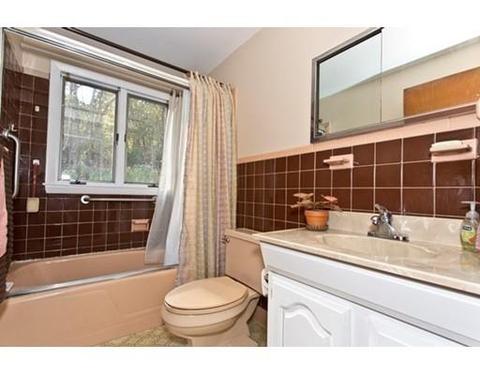 623 Summer Ave, Reading, MA 01867 photo 15