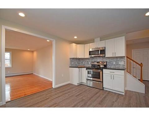 5 Birch Dr, Webster, MA 01570 photo 4