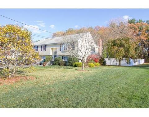 23 Crestview Dr, Millis, MA 02054 photo 3