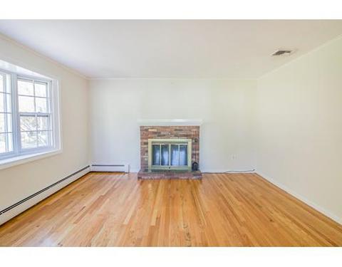23 Crestview Dr, Millis, MA 02054 photo 10