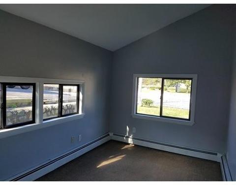 151 Hartford Ave E, Mendon, MA 01756 photo 12