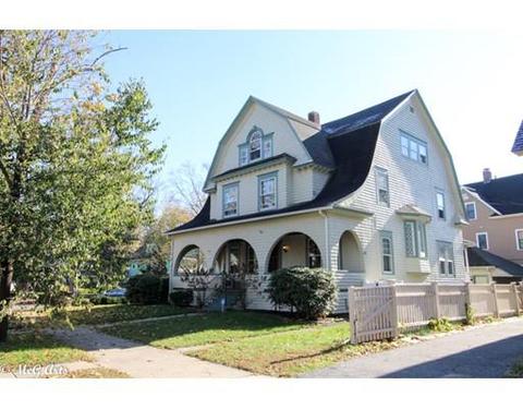 91 Pineywoods Ave, Springfield, MA 01108 photo 3