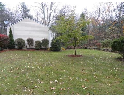 6 Pilgrim Ct, Douglas, MA 01516 photo 3