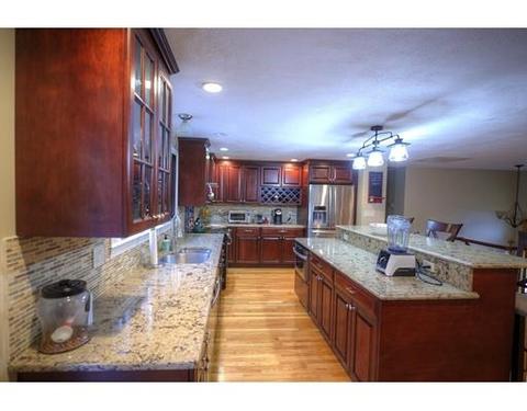 315 Franklin St, Reading, MA 01867 photo 5