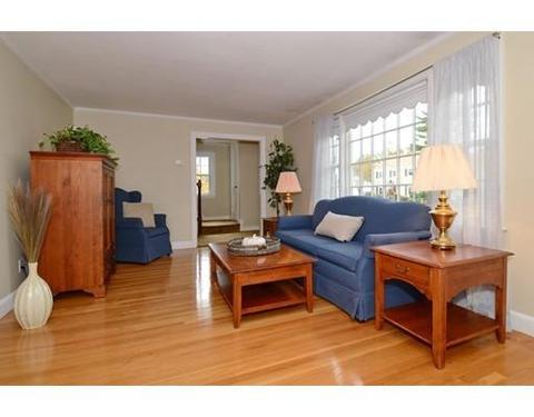 19 Parkman Rd, Reading, MA 01867 photo 10