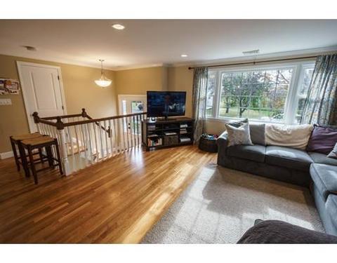 17 Grandview Rd, Danvers, MA 01923 photo 4