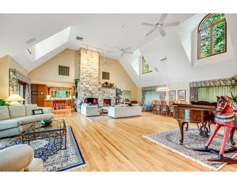 10 Powissett St, Dover, MA 02030 photo 4
