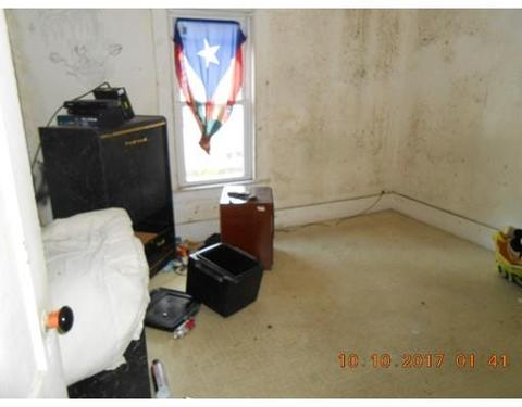 231 Tyler St, Springfield, MA 01109 photo 6
