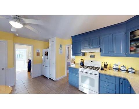 30 Central Ave, Danvers, MA 01923 photo 3