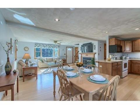 325 Wethersfield St, Rowley, MA 01969 photo 7