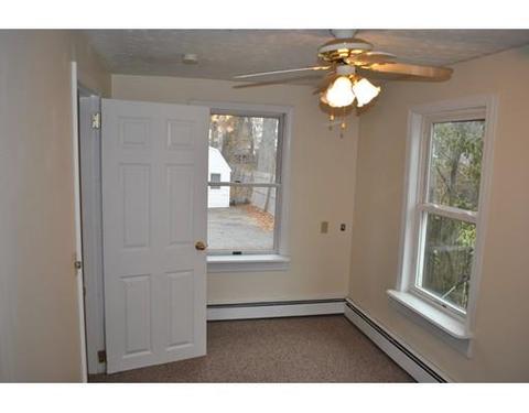 249 Main St, Gardner, MA 01440 photo 4
