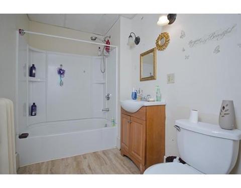 98 Clantoy St, Springfield, MA 01104 photo 11