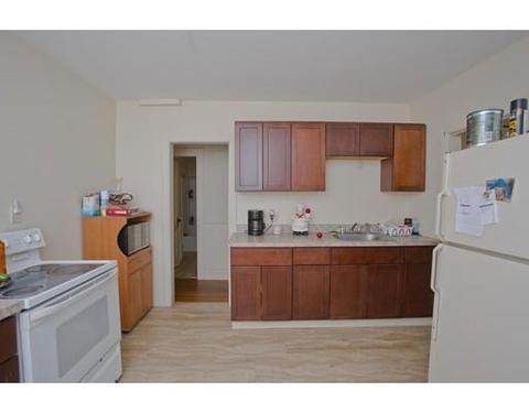 98 Clantoy St, Springfield, MA 01104 photo 7
