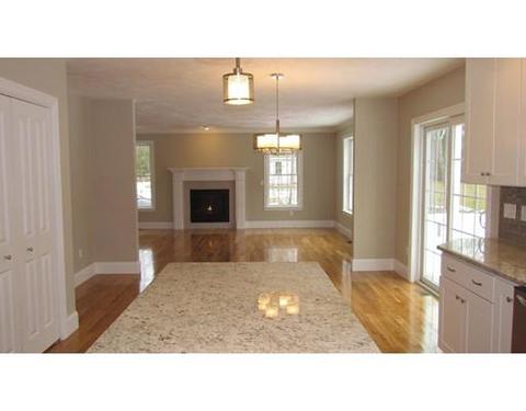 25 Thayer Rd, Mendon, MA 01756 photo 7