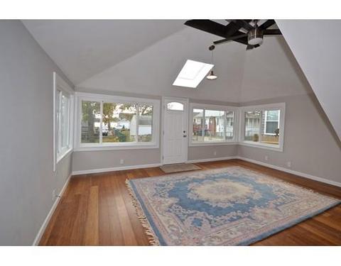 17 Woodland Cir, Wareham, MA 02571 photo 2