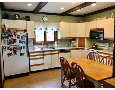 11 Harrison Ave, Gloucester, MA 01930 photo 2